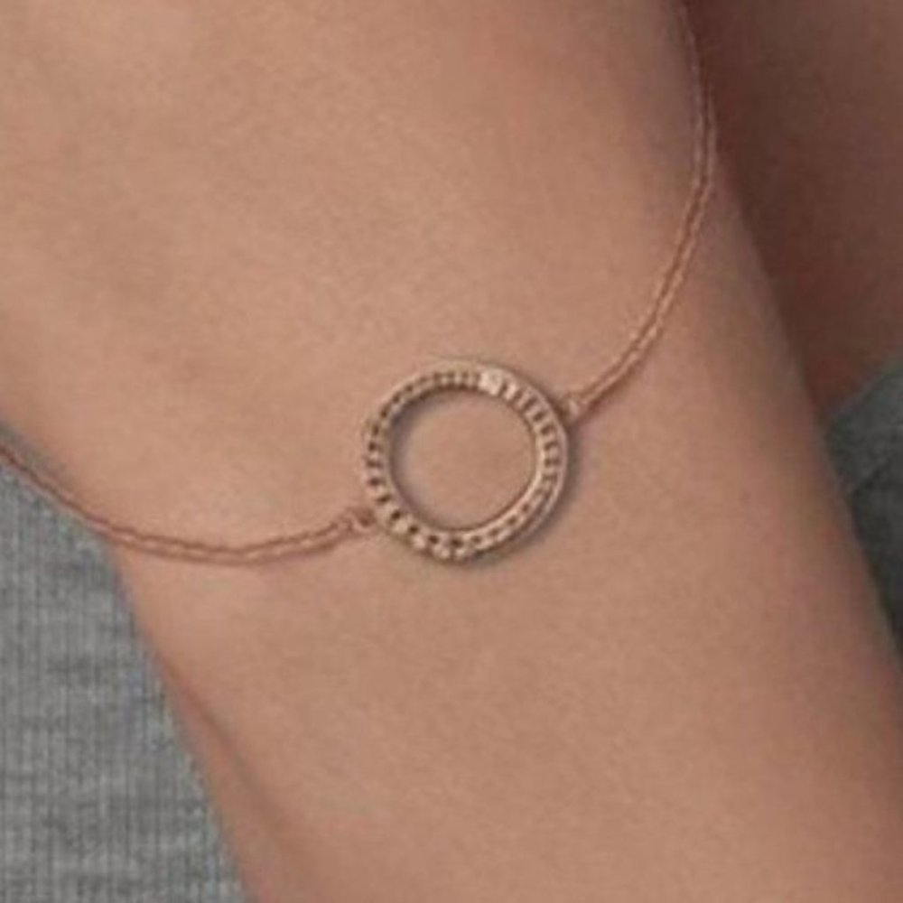 ORGANIC CIRCLE BRACELET